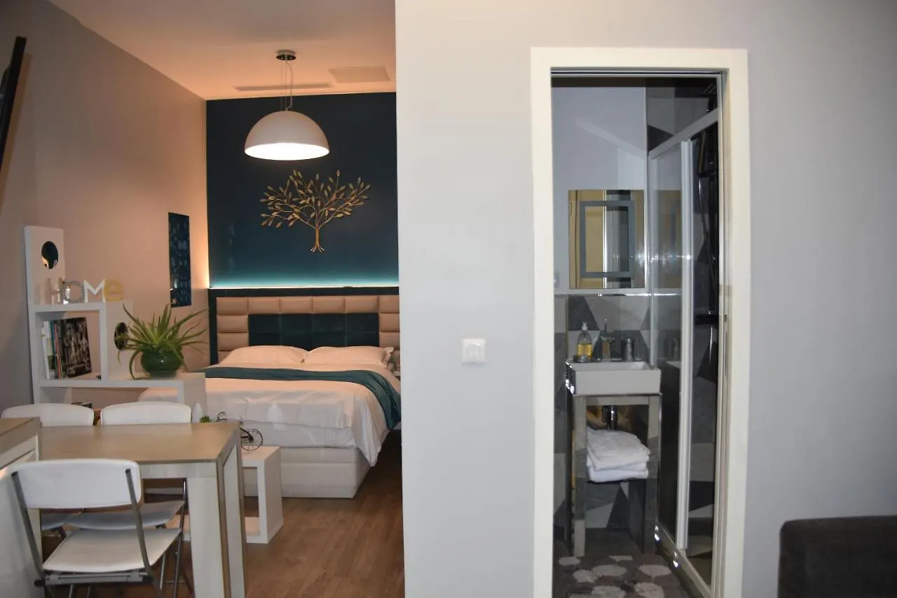 Eiffel Tower In Guest house